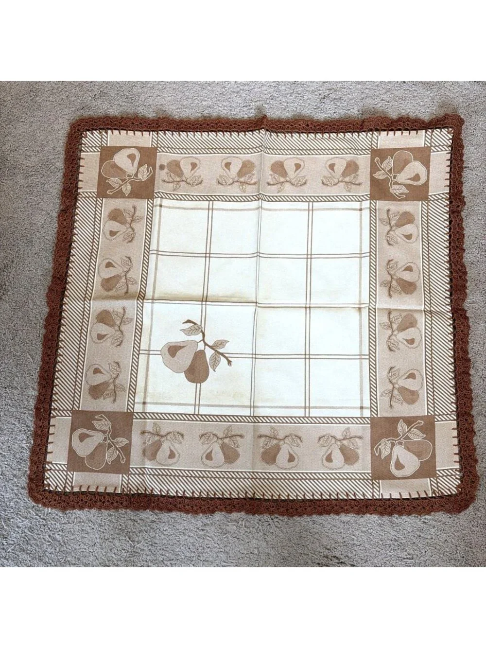 Vintage Table Cover Tablecloth Brown Pears Crochet Border Square 28X30